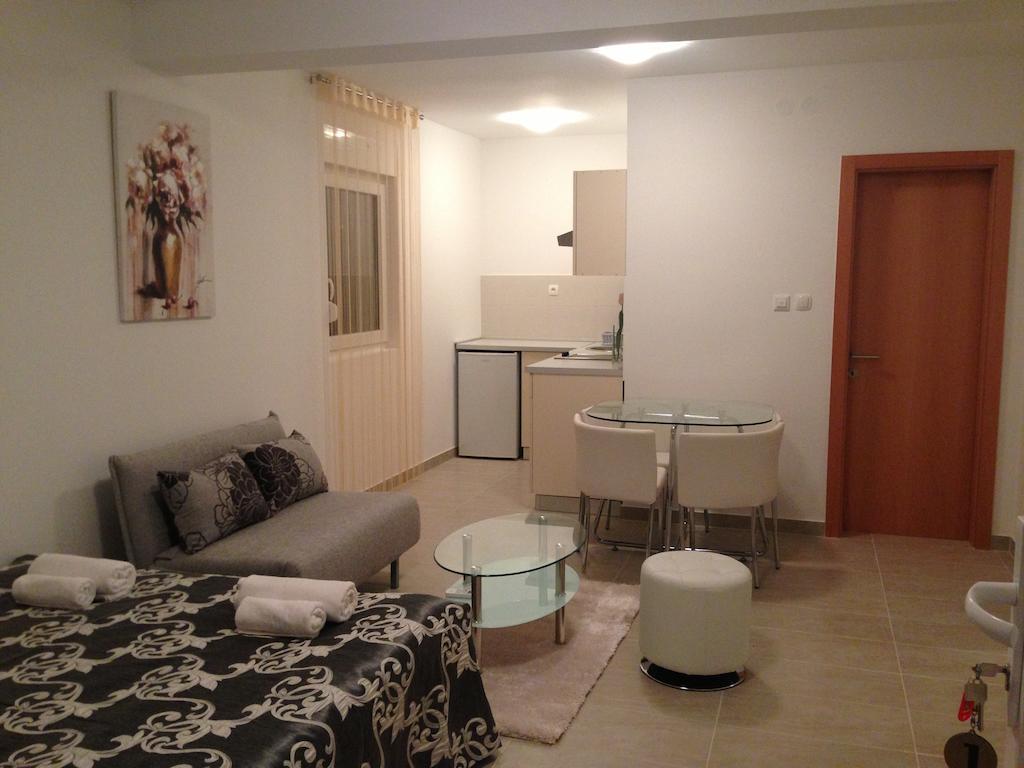 Apartmani Milenij Barbat na Rabu Oda fotoğraf